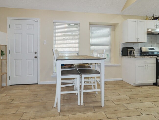 property at 5622 Lycomb Dr