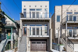 Sky Condominiums in Milwaukee, WI - Building Photo