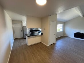 17240 Markross Ct in Morgan Hill, CA - Building Photo - Building Photo