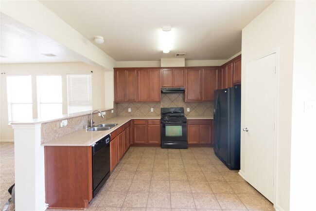 8011 Singing Sonnet Ln