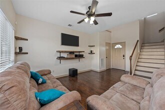 20706 Stewart Crest Ln in Cypress, TX - Foto de edificio - Building Photo