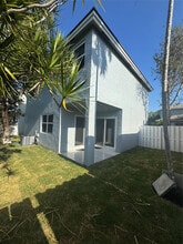 9929 NW 9th Ct in Plantation, FL - Building Photo - Building Photo