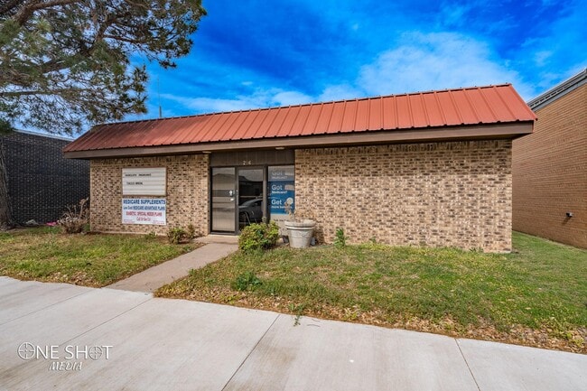 216 Oak St in Clyde, TX - Building Photo - Building Photo