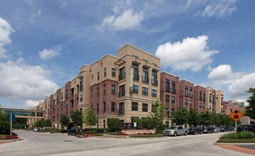 1 Waterway Ave in The Woodlands, TX - Building Photo - Building Photo