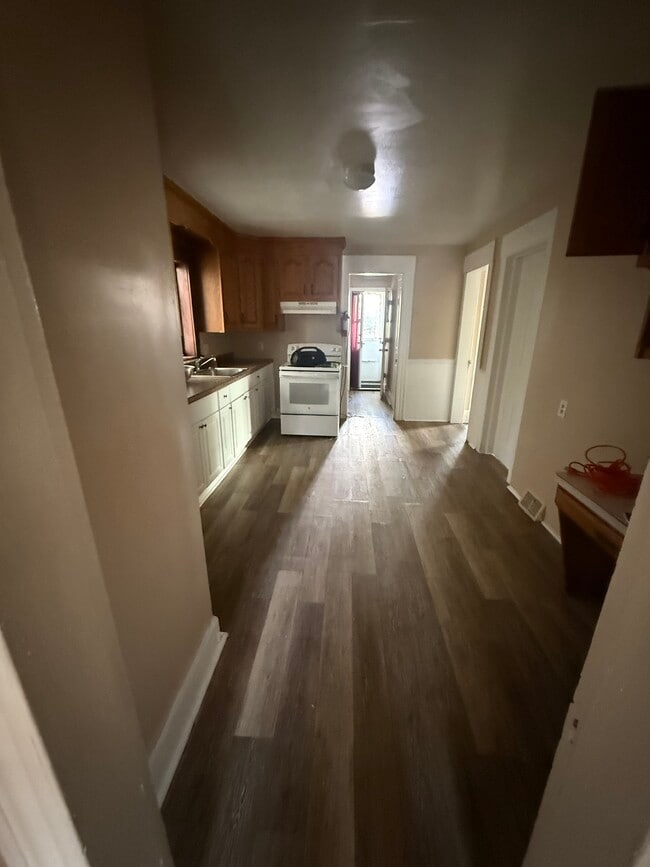 property at 166 Laurel Ave