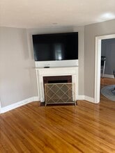 36 Hadwen Rd in Worcester, MA - Building Photo - Building Photo