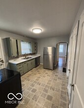 102 Wallace Ave in Indianapolis, IN - Building Photo - Building Photo