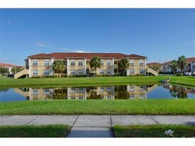 2950 Viscaya Pl in Sarasota, FL - Building Photo