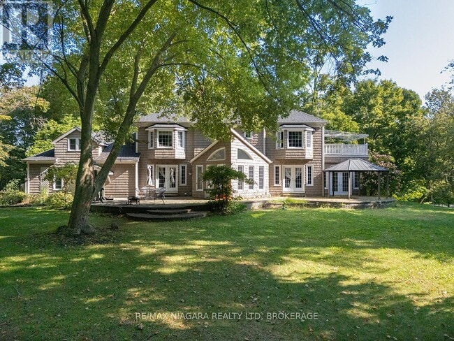 property at 10187 Lakeshore Rd W
