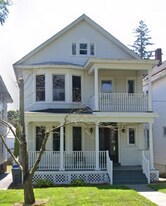 61 S Pine Ave, Unit 2