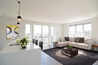 26 Hichborn St, Unit 1 in Boston, MA - Building Photo - Building Photo