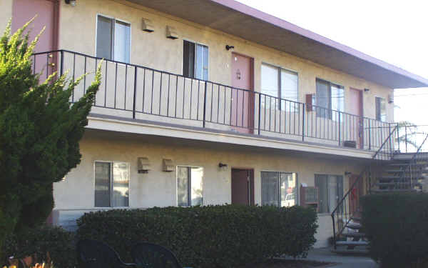 930 2nd St in Imperial Beach, CA - Building Photo - Building Photo