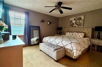 6949 Shannon Rd in Verona, PA - Building Photo - Building Photo