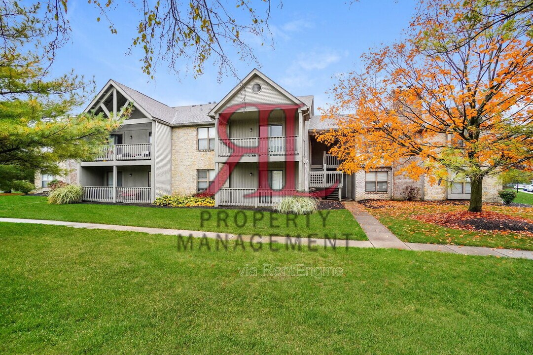 2733 Greystone Dr in Columbus, OH - Building Photo