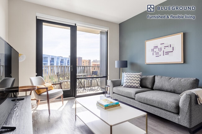 690 Long Bridge Street