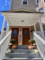94 Graham St, Unit 301 in Biddeford, ME - Building Photo