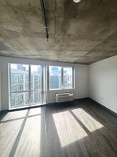 Broadway Plaza Lofts in Denver, CO - Foto de edificio - Building Photo