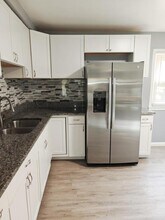 941 Belton St in Garden City, MI - Building Photo - Building Photo