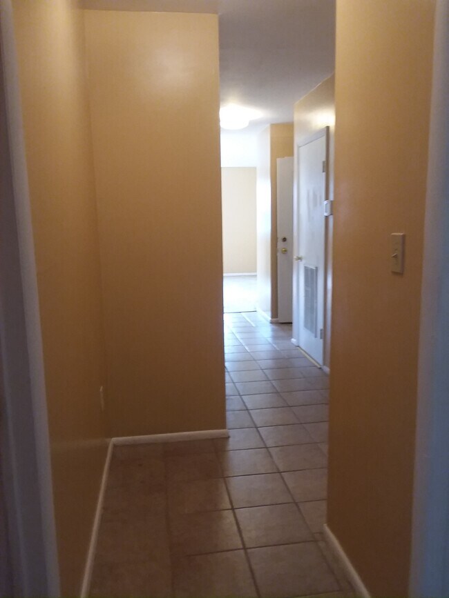 32 Florence Tollgate Rd 1 Rentals in Florence, NJ