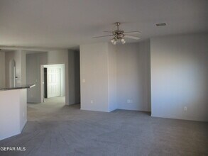 612 Natasha Pl in Anthony, TX - Building Photo - Building Photo