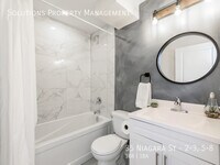 35 Niagara St photo'