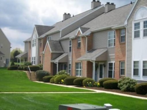 805 Christopher Dr in Wyomissing, PA - Building Photo - Building Photo
