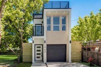 1960 Toronto St in Dallas, TX - Foto de edificio - Building Photo
