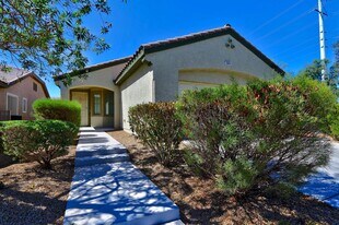 2021 Puffer Beach Ct in North Las Vegas, NV - Building Photo