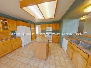 4883 Jedediah Smith Rd in Colorado Springs, CO - Building Photo - Building Photo