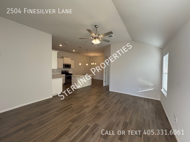 2504 Finesilver Ln in Oklahoma City, OK - Building Photo - Building Photo