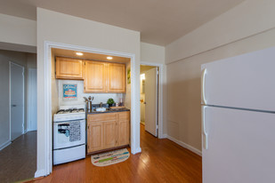 Sarbin Towers Apartments