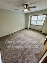 3806 Pinnacle Cir in Lawrence, KS - Building Photo - Building Photo