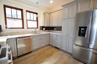 44 Gerrish St in Boston, MA - Building Photo - Building Photo