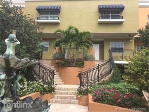 1111 E Las Olas Blvd-Unit -Apt 416 in Fort Lauderdale, FL - Building Photo - Building Photo