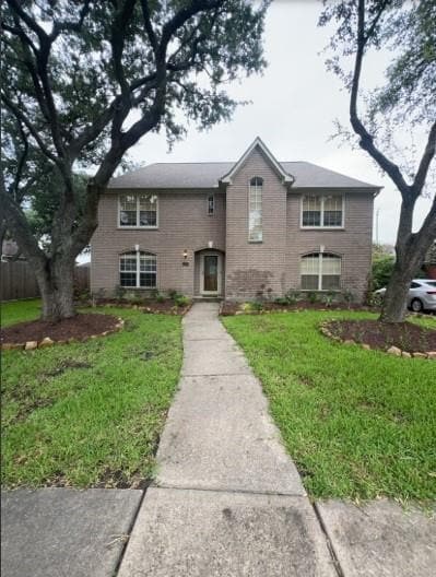2502 Fairwind Dr