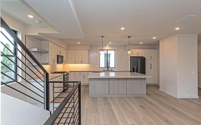 property at 318 Hemlock Ave
