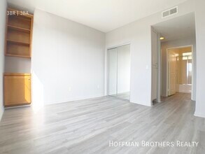 7395 W Manchester Ave in Los Angeles, CA - Building Photo - Building Photo