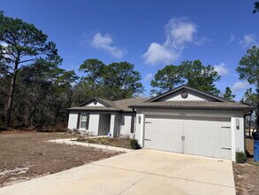 12253 Island Shrike Rd in Brooksville, FL - Building Photo - Building Photo