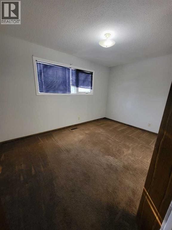 1714 St Andrew Rd N in Lethbridge, AB - Building Photo - Building Photo