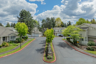 Promenade at the Lakes in Kent, WA - Building Photo - Building Photo