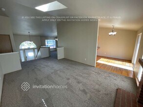 6708 179th St Ct E, Unit A205 in Puyallup, WA - Foto de edificio - Building Photo