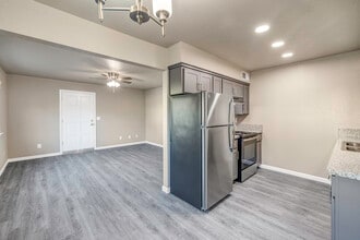 Casa de Paz Apartments in Modesto, CA - Foto de edificio - Interior Photo