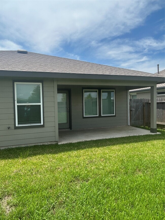 property at 215 Dusty Bridle Ln