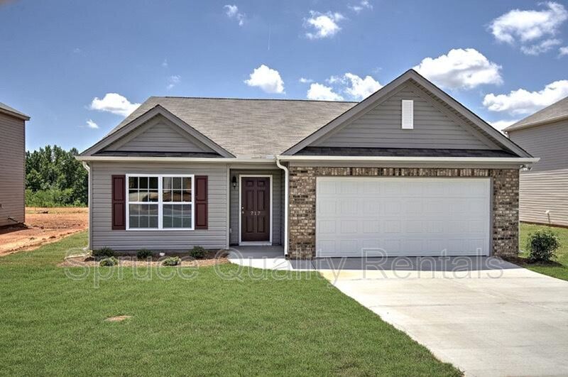 1232 Aurora Glen Dr in Rural Hall, NC - Building Photo