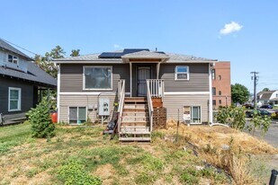 2816 E Everett Ave in Spokane, WA - Building Photo