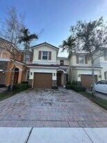 12444 Emerald Creek Manor in Plantation, FL - Building Photo
