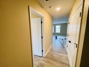 106 Diane Ct in Shepherdsville, KY - Building Photo - Building Photo