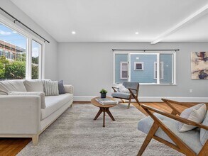 111 Sharon St in Medford, MA - Building Photo - Building Photo