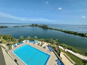 6009 Sea Ranch Dr, Unit 707 in Hudson, FL - Foto de edificio - Building Photo