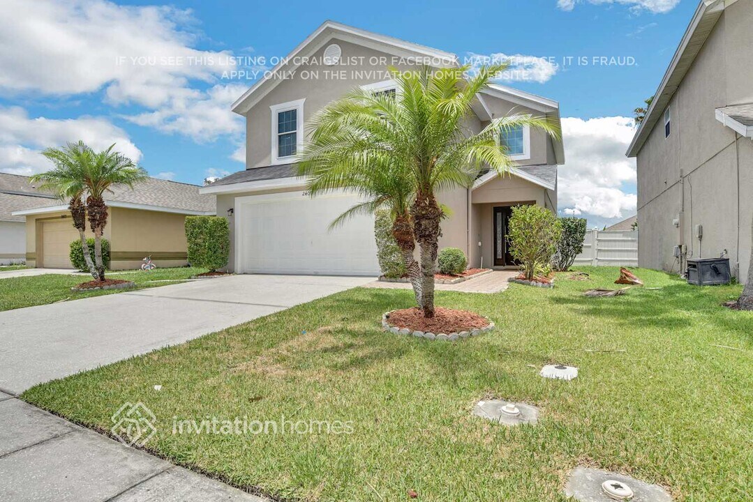 2409 Knightsbridge Blvd in Kissimmee, FL - Building Photo